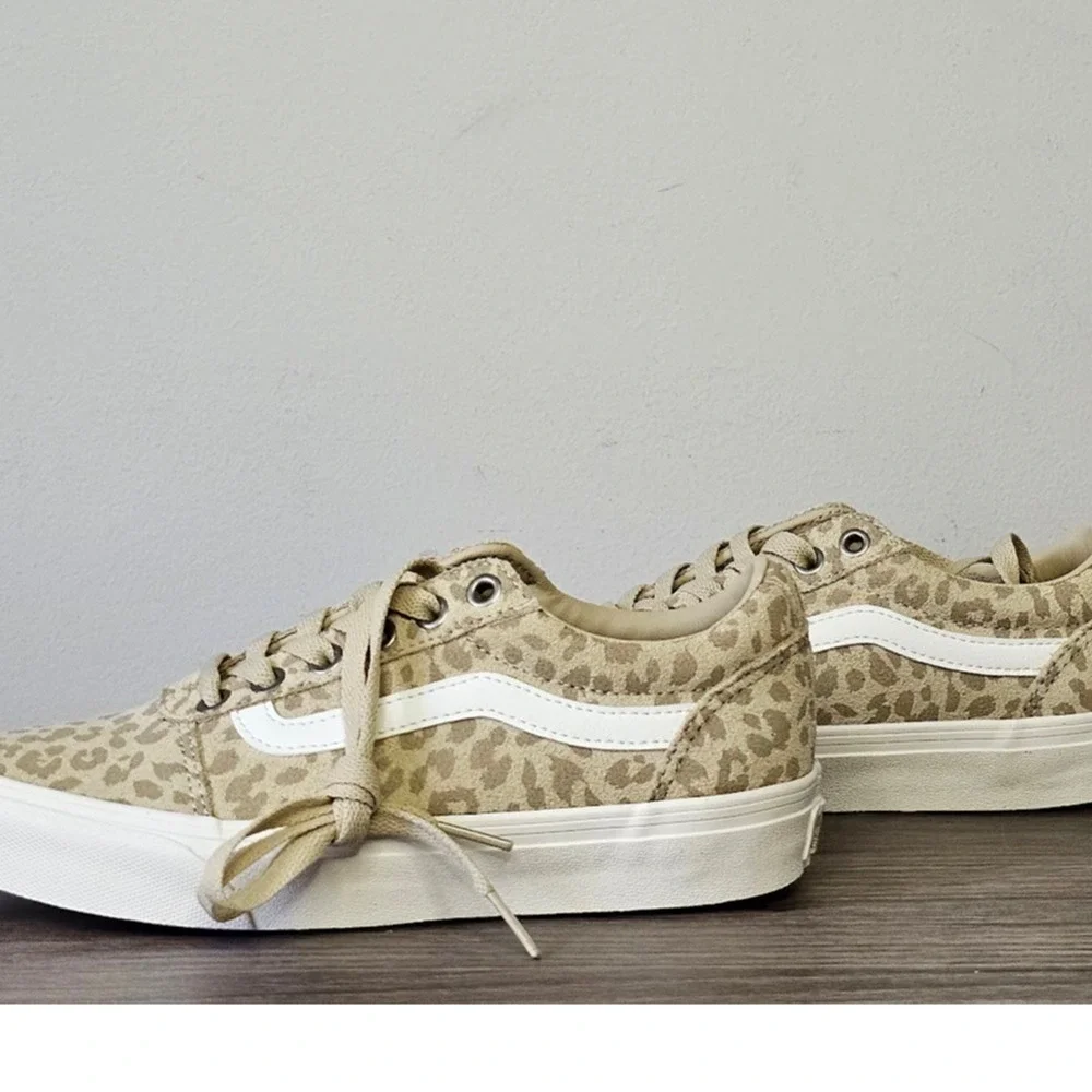Vans Women's Ward Animal Print Sneakers Size 6.5 White/Brown NWT - Picture 2 of 7